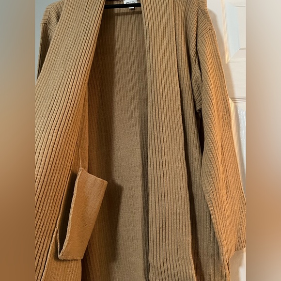 Song of Style Long Cardigan with Pockets - Picture 2 of 4